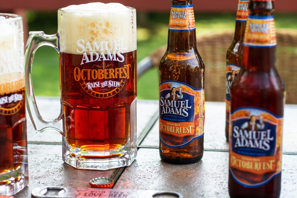La Samuel Adams fait partie des bières artisanales qui inquiètent les brasseurs industriels (photo flickr/Anotherpintplease...)