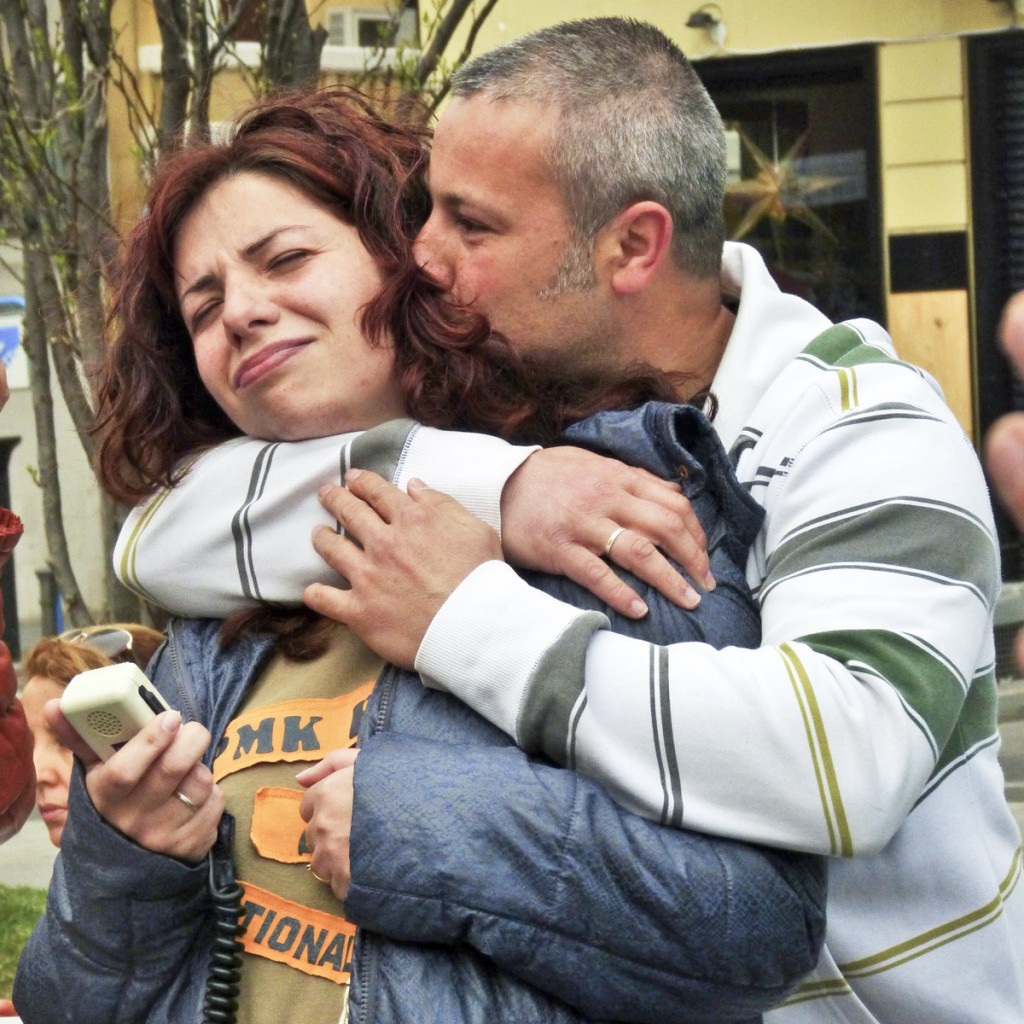 Sonia et son mari Paco viennent de signer un accord avec leur banque. (photo Camille Jourdan/8e étage) 
