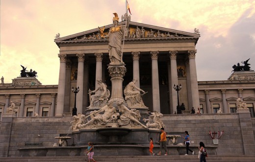 Le Parlement autrichien, siège des deux chambres de l'Assemblée fédérale.
(Photo Flickr/ -Reji)