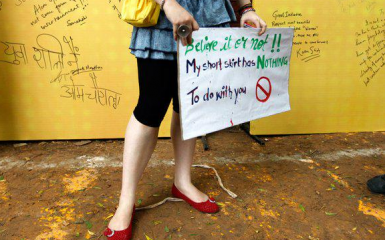 "Pinjra Tod", pour "briser la cage", est une campagne qui dénonce les couvre-feu destinées uniquement aux femmes en Inde. (Photo Twitter)