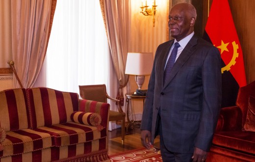  Le président de la république d'Angola, José Eduardo dos Santos, 2015. 
(photo Romério Cunha)
