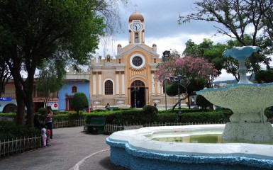 La place centrale de Vilcabamba. (Photo Grégoire Nartz/8e étage)