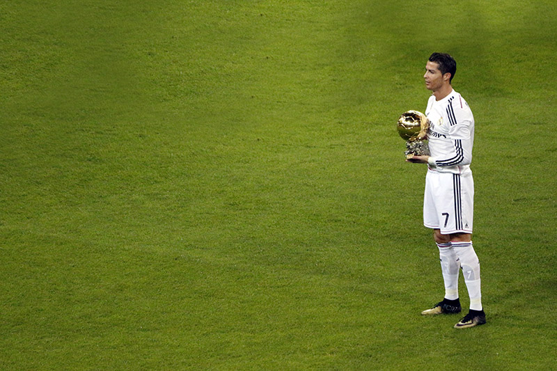 Cristiano_Ronaldo_-_Ballon_d'Or