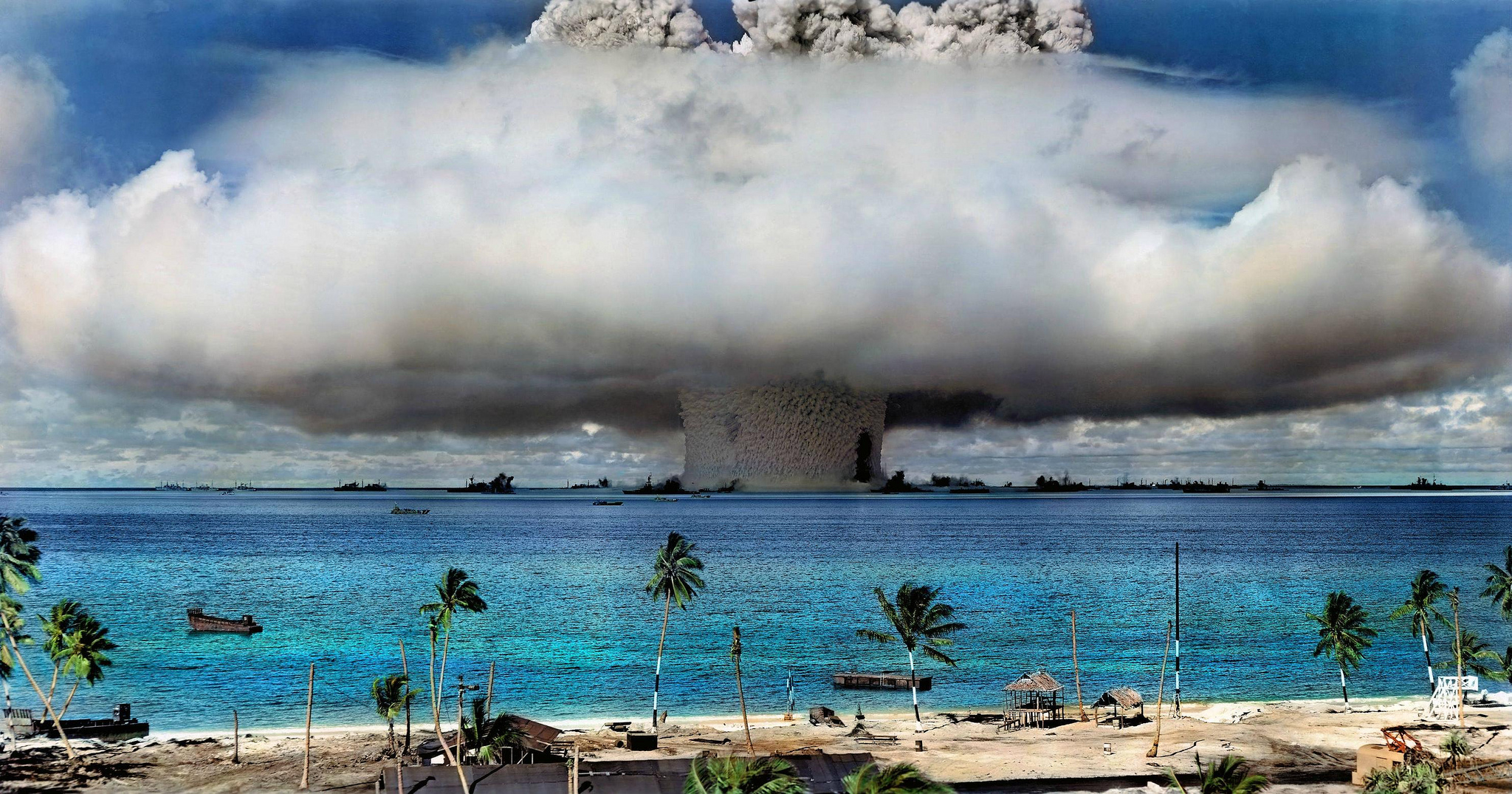 Un essai d'arme atomique mené par les États-Unis à proximité de l'atoll de Bikini, dans les îles Marshall.
(Photo Flickr/ International Campaign to Abolish Nuclear Weapons)